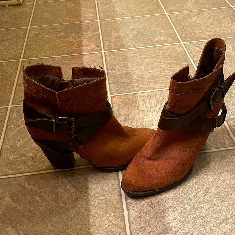 Mossimo booties